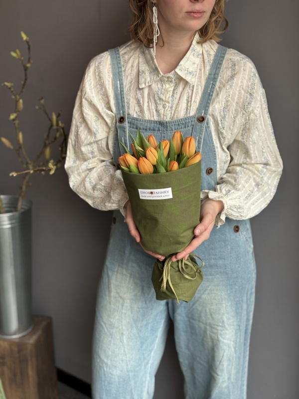 Тюльпаны, оранжевые