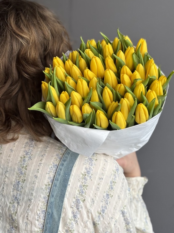 Тюльпаны, желтые