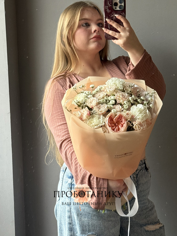 Букет с пионовидной розой