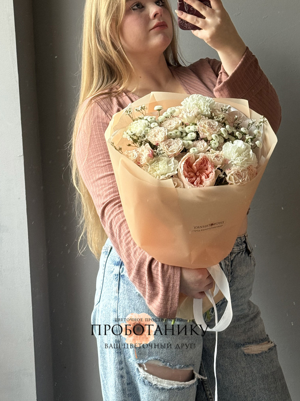 Букет с пионовидной розой