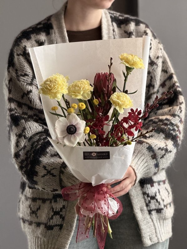 Букет с ашимой и протеей