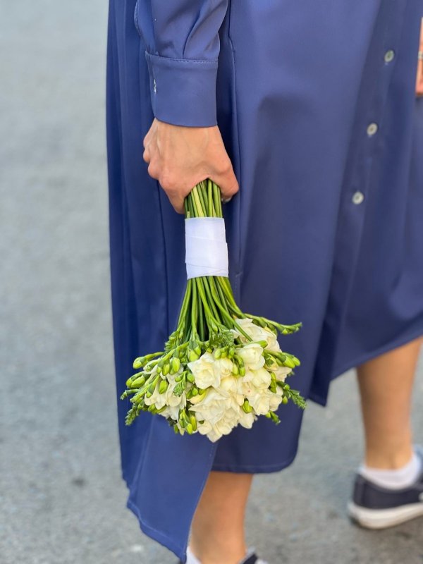 Премиум свадебный букет с фрезией