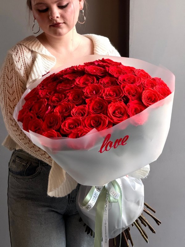 Букет из красных роз premium