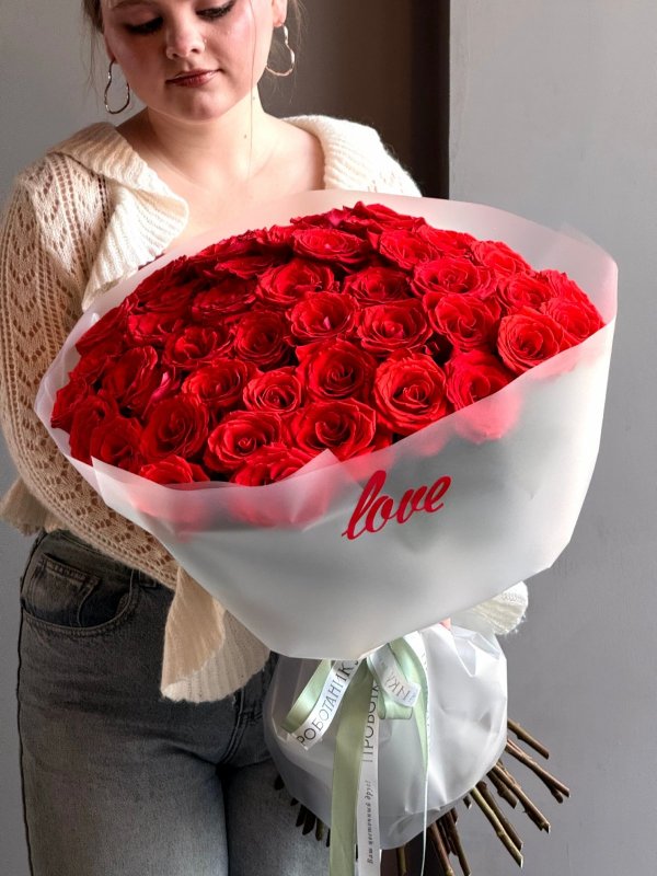 Букет из красных роз premium